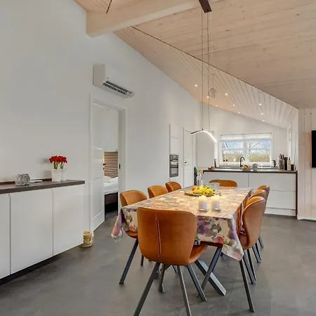 Сasa de vacaciones In With Sauna